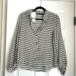 NWT - Zara Long Sleeve Blouse - Black/Ivory Pattern - Size M